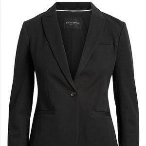 Banana republic classic fit blazer NWOT